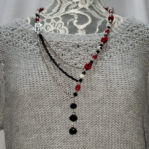 Unique Handmade beaded necklace. - Picture 3 of 5